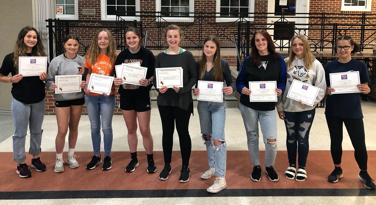 CBTJgirlstrack's tweet photo. Track banquet last night and this is always bittersweet. Goodbye to our amazing seniors Shaeley, Lexi, Riah, Ali, and Anna who will be missed. BUT, celebrating this group of intelligent ladies was amazing!!! https://t.co/G0oR8pKsfL