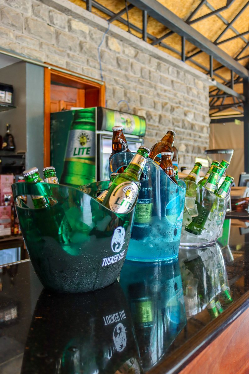 KisumuCiala's tweet photo. 🍻 Ponyoka na #beer #bucket this #weekend at #Ciala.
Buy 5 Get 1 FREE on select brands.
DO NOT MISS OUT!!
 #tbt #tbt #tbthursday #weekend #weekendmood #weekendtime #weekend https://t.co/iGaAe30fqh