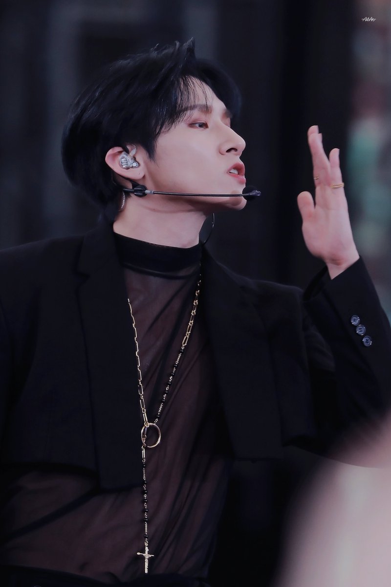 aimimx's tweet photo. 220515 케이팝 플렉스
#몬스타엑스 #MonstaX #아이엠 #창균 #IM
@OfficialMonstaX https://t.co/hh2n5ehzLi