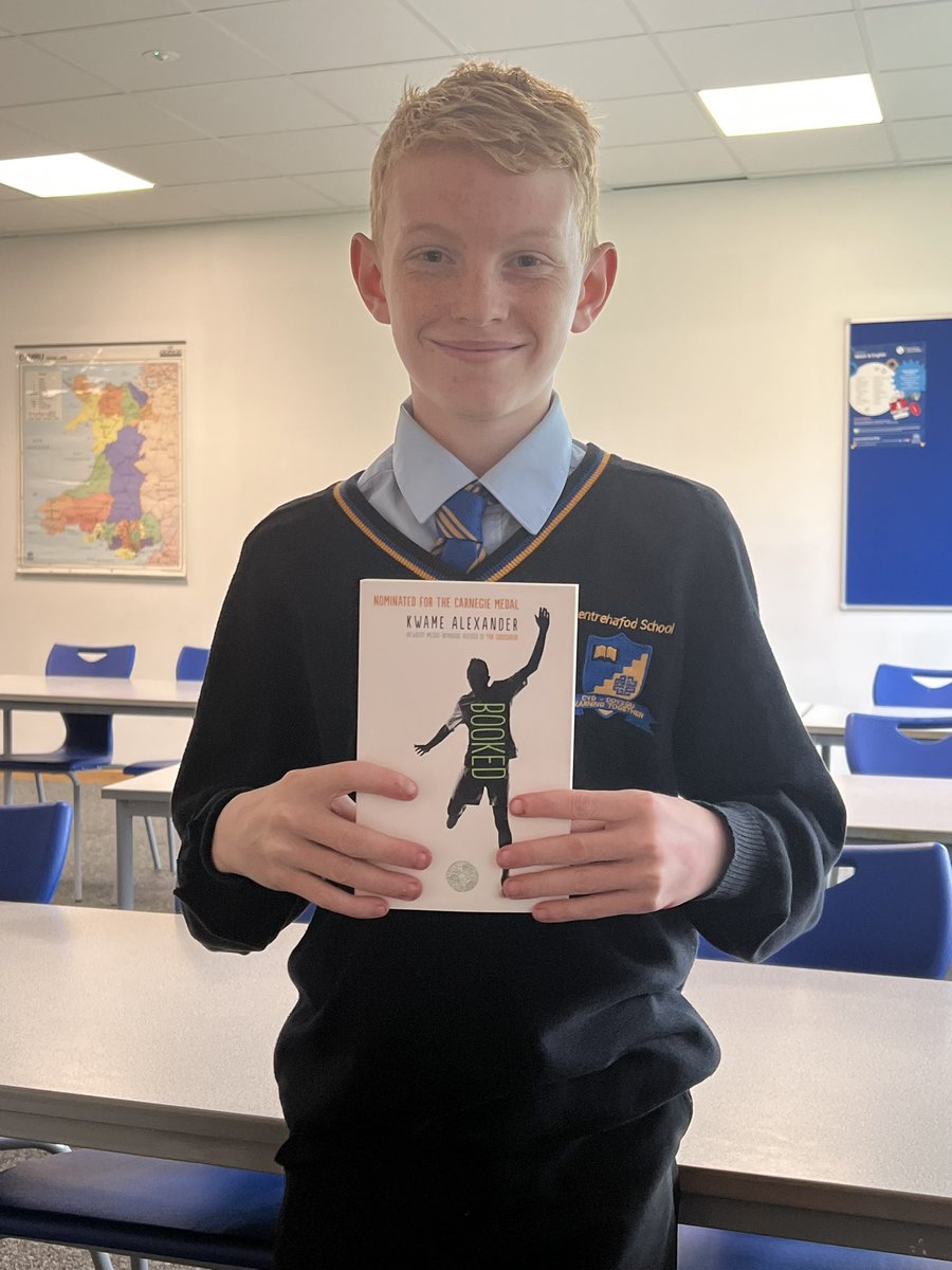 A big congratulations to our incidental Welsh Tocyn iaith winners this half term… one winner from each year,also our staff winner is Mr Jones, Science. Da iawn pawb!! Dal ati!! Keep at it !!🙌🏻👏🏴󠁧󠁢󠁷󠁬󠁳󠁿