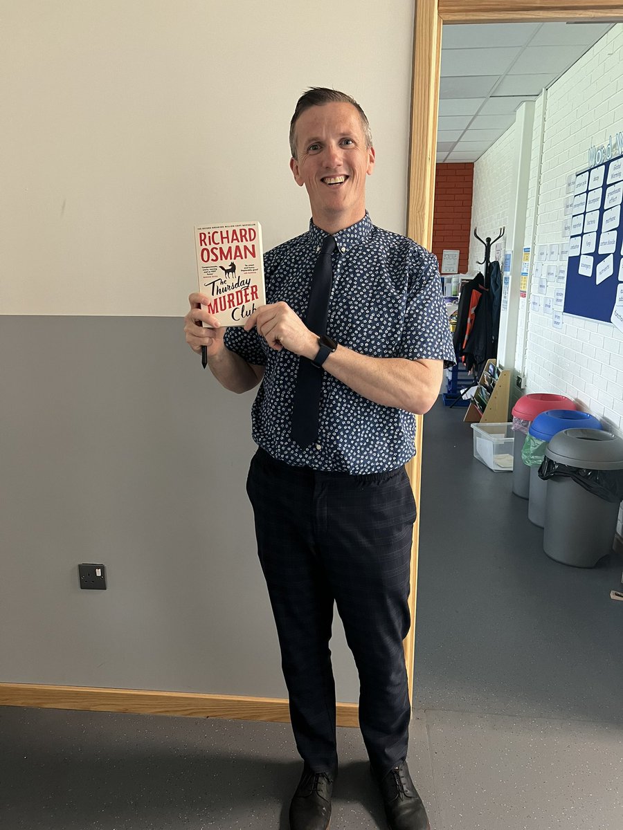 pentrelanguages's tweet image. A big congratulations to our incidental Welsh Tocyn iaith winners this half term… one winner from each year,also our staff winner is Mr Jones, Science. Da iawn pawb!! Dal ati!! Keep at it !!🙌🏻👏🏴󠁧󠁢󠁷󠁬󠁳󠁿