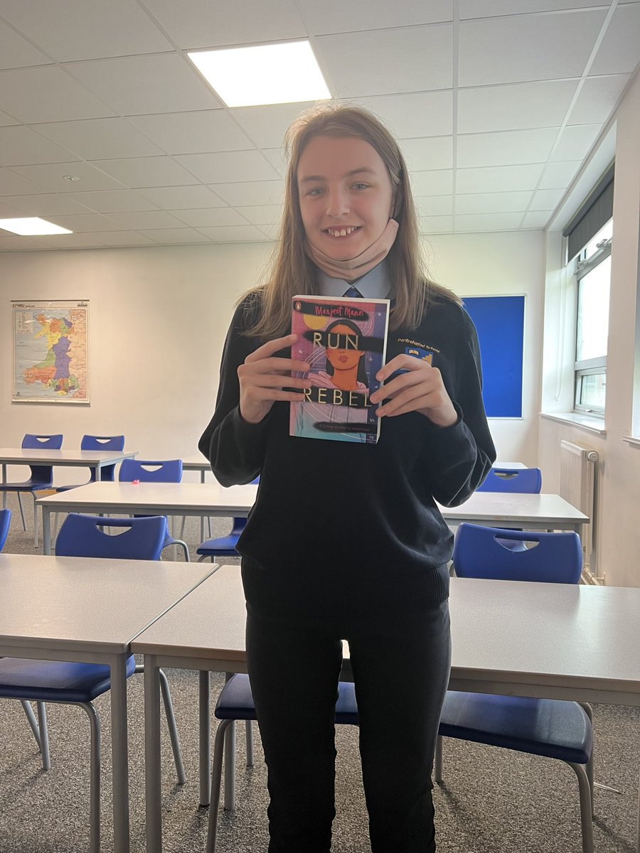 pentrelanguages's tweet image. A big congratulations to our incidental Welsh Tocyn iaith winners this half term… one winner from each year,also our staff winner is Mr Jones, Science. Da iawn pawb!! Dal ati!! Keep at it !!🙌🏻👏🏴󠁧󠁢󠁷󠁬󠁳󠁿