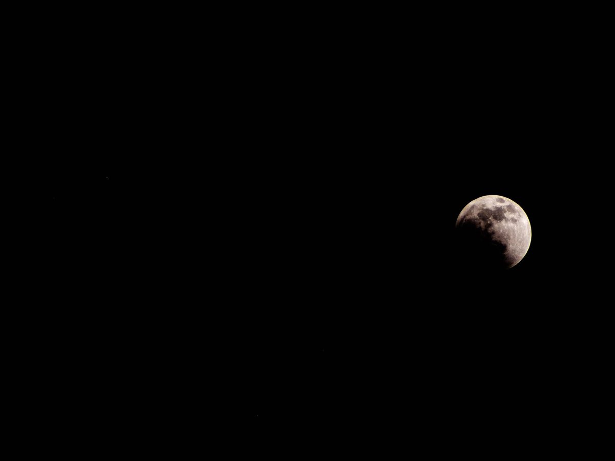 Luna lunera, cascabelera . 
BD Gente.
#Talkingtothemoon  #Moon #lunaterra