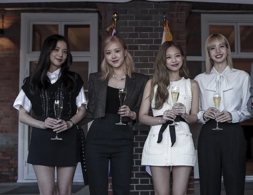 Eunwowoc's tweet photo. CANTIKKKK #BLACKPINK https://t.co/rQnnPHCb63