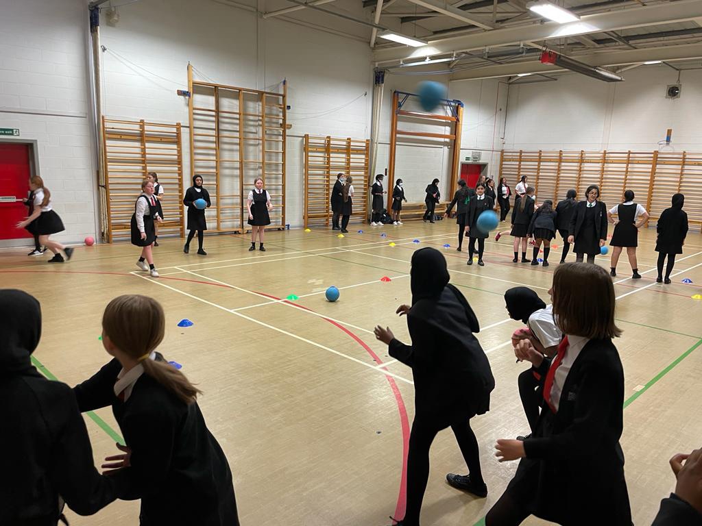 HollyLodgeLiver's tweet image. Another 51 year 8 students taking part in physical activity during Sports Leaders lunchtime dodgeball session! @Liverpool_SSP @PTIEducation  @youthsportstrust #hollylodgelife #expecttoachieve #HLSA #HLsportsacademy