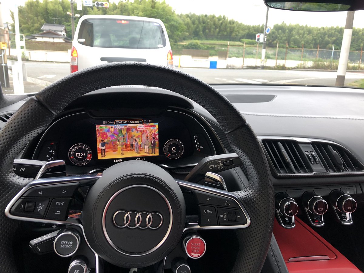 snkrs134's tweet photo. ぶーん
#audi #r8 https://t.co/Q2kj6veTzm