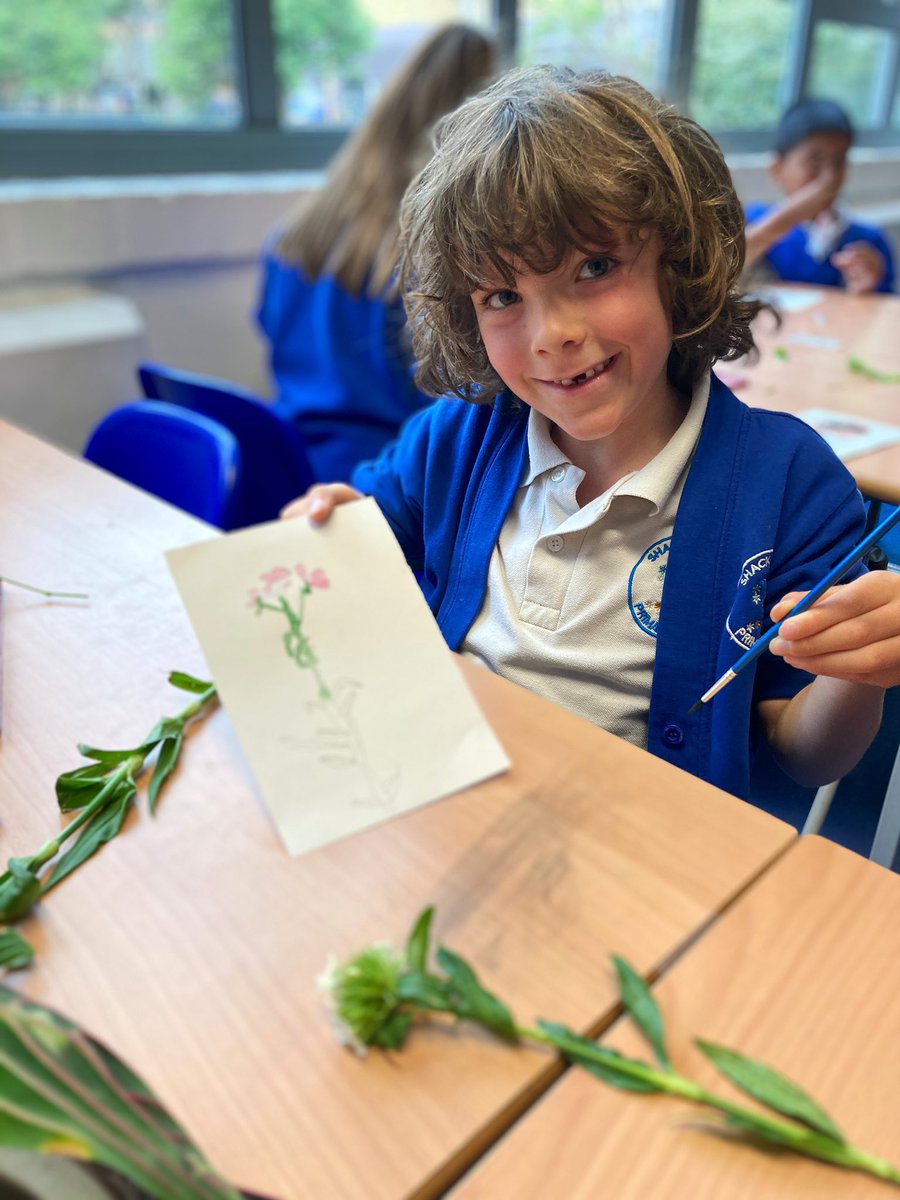 ShacklewellE8's tweet image. Year 2 loved doing observational drawings of flowers 💐🌻 #NWFed #Art #Creativity