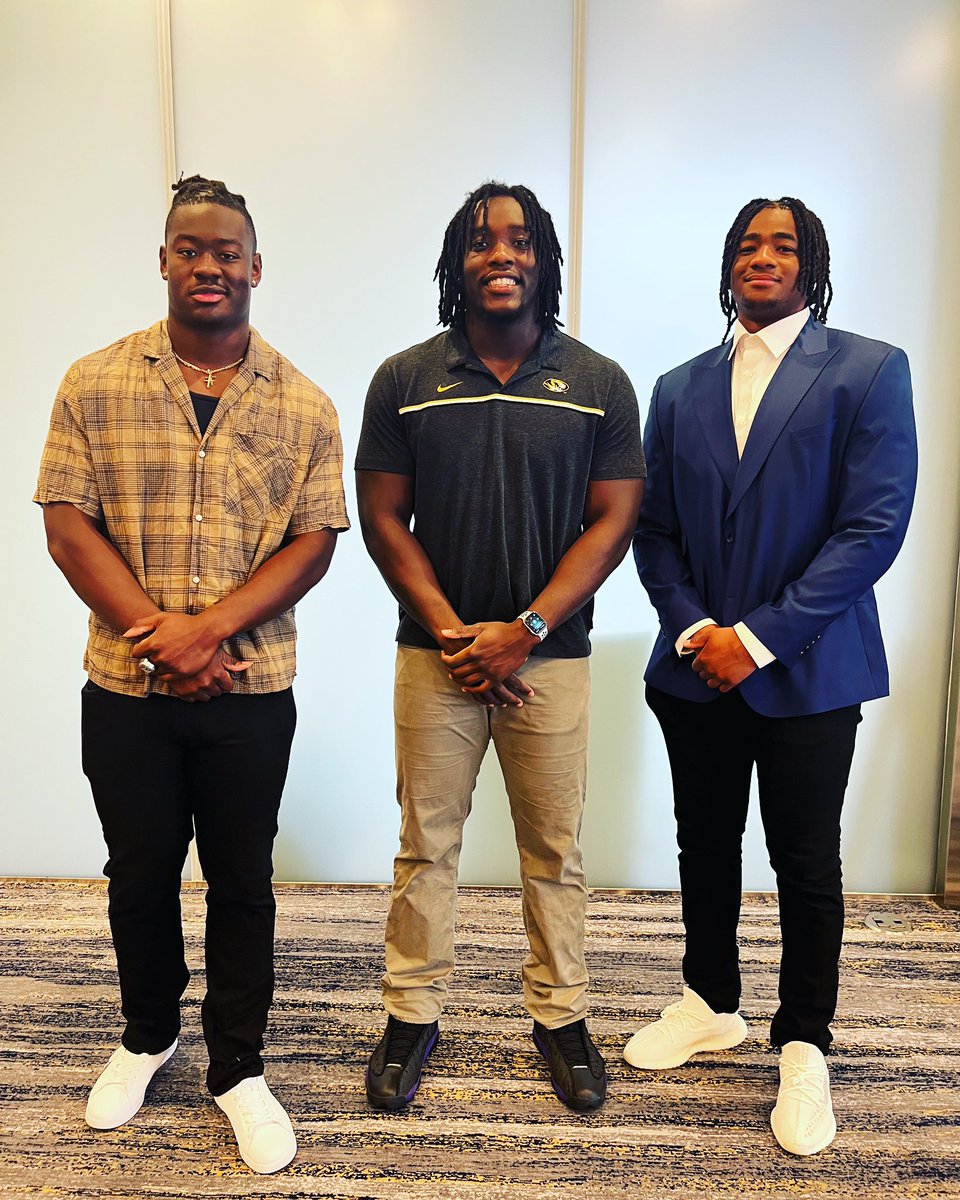 MizzouFootball's tweet photo. Proud to have Trajan Jeffcoat, Darius Robinson and Isaiah McGuire represent our program at the @BSASummit.

#MIZ 🐯🏈 https://t.co/WZuyEaLpZU