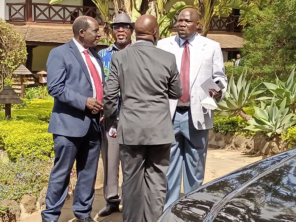 OnyangoJamesK's tweet photo. As we marked 19th #NationalAnnualPrayer breakfast today, I joined President Uhuru Kenyatta, the clergies, national leaders and other invited guests at Safari Park Hotel in Nairobi.
Accompanied by Dr Nyikal MP Seme, Dr Owili DG Kisumu and Hon Okumbe DG Siaya. https://t.co/8dgXgRZmUC