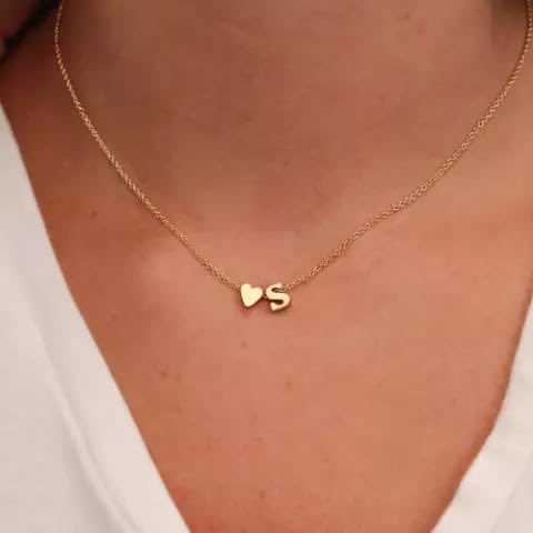 CutemerchT's tweet photo. I Have some lovely necklaces 🥺 going at k40 
Am located in Lusaka 
I do deliveries 
You can WhatsApp me on 0766321767
All letters are available please RT https://t.co/c64TG4c04J