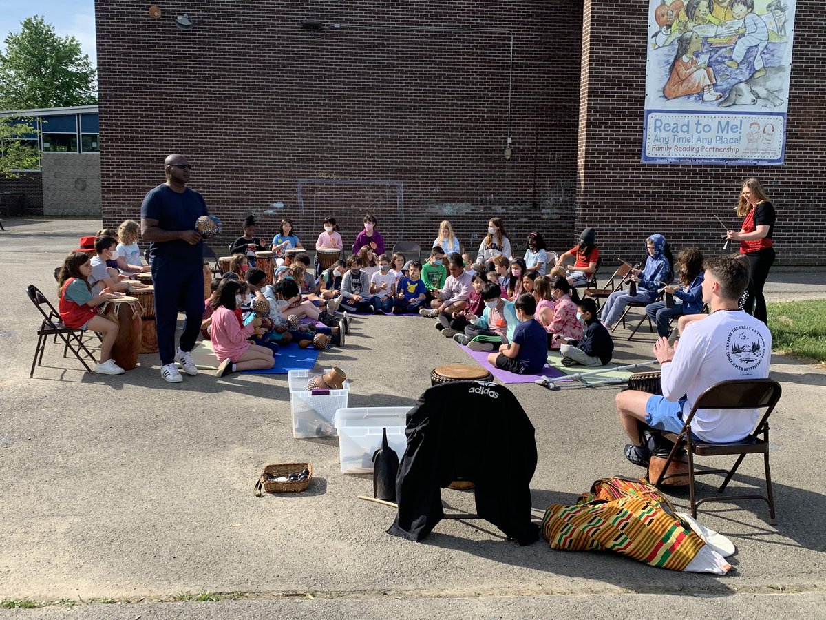 Mrs. McDaniel’s Third Grade Class tweet media