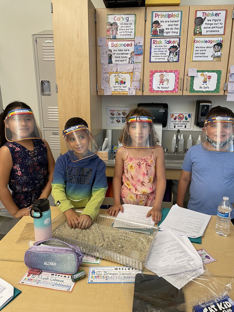 GreenwichPSSci's tweet photo. 2nd gr at New Leb studying land, water &amp; movement of Earth’s materials! They model differences between fast and slow changes. Look at the wind simulations. Predictions &amp; reflections are posted for peers to see 👏@NewLebAP @NewLebPrincipal @DrJones_GPS @MJDAmico_GPS @GPSDistrict https://t.co/5iVPDWhnLE
