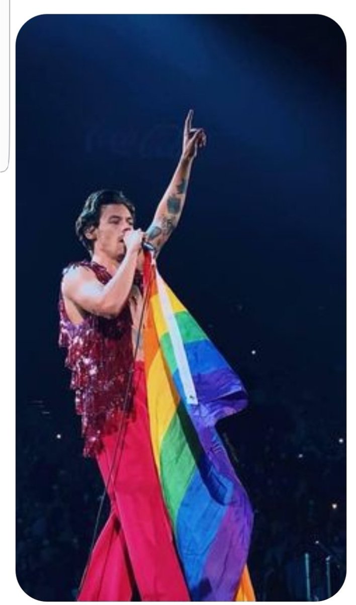 Iamthat1019's tweet photo. 01/06, 04/06, 13/06....HAPPY PRIDE MONTH #FREEDOMISYOURS Juliet https://t.co/fW15psKJQI