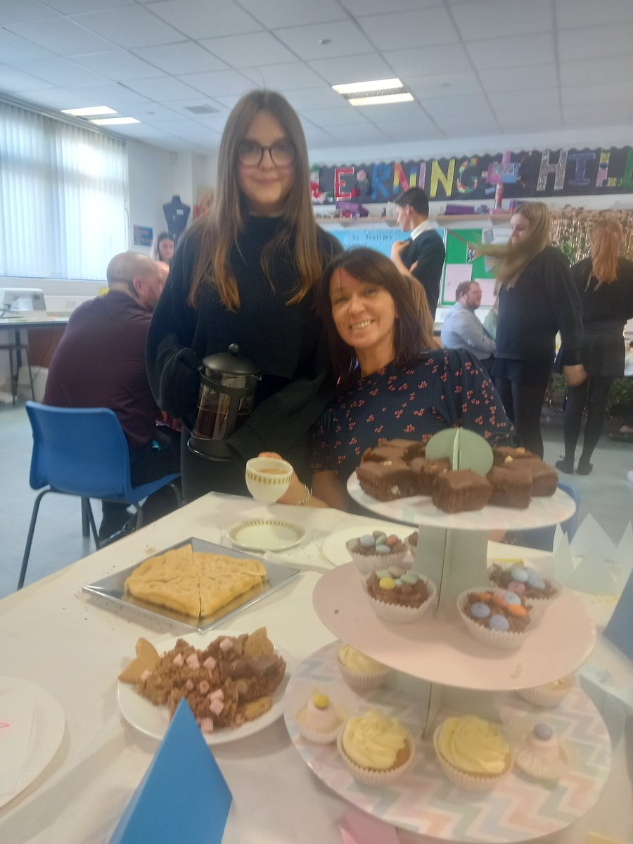 MrsDNeilson's tweet photo. Had the pleasure of afternoon tea with some of my colleagues- all prepared and organised by some of our lovely S3 pupils. Well done! A great way to finish the day .
@Grove_Academy @_GAMS_
#dundeelearning https://t.co/0GAjfkt9Lt
