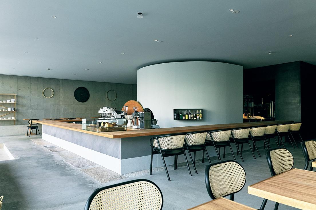 dan_order1's tweet photo. 【インスタ映え間違いなし】
〜隠れ家カフェ３選〜

①『OGAWA COFFEE LABORATORY』

❶場所
✔️ 桜新町駅徒歩４分

❷価格帯
✔️ ドリンク800円程度

❸オススメ
✔️  ティラミス

大好きすぎて
わざわざ自宅から
通ってる。

インスタ映えと
chillな雰囲気が
同居している
東京屈指のカフェ。 https://t.co/rBK9UGrWsF