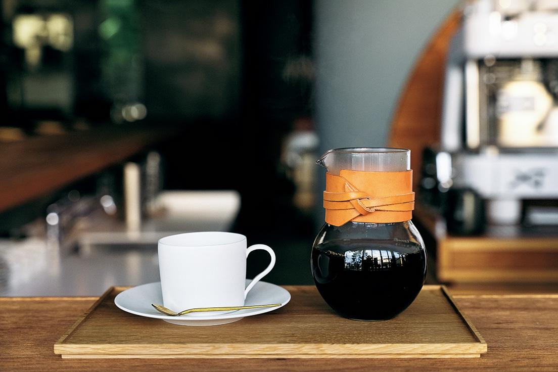 dan_order1's tweet photo. 【インスタ映え間違いなし】
〜隠れ家カフェ３選〜

①『OGAWA COFFEE LABORATORY』

❶場所
✔️ 桜新町駅徒歩４分

❷価格帯
✔️ ドリンク800円程度

❸オススメ
✔️  ティラミス

大好きすぎて
わざわざ自宅から
通ってる。

インスタ映えと
chillな雰囲気が
同居している
東京屈指のカフェ。 https://t.co/rBK9UGrWsF