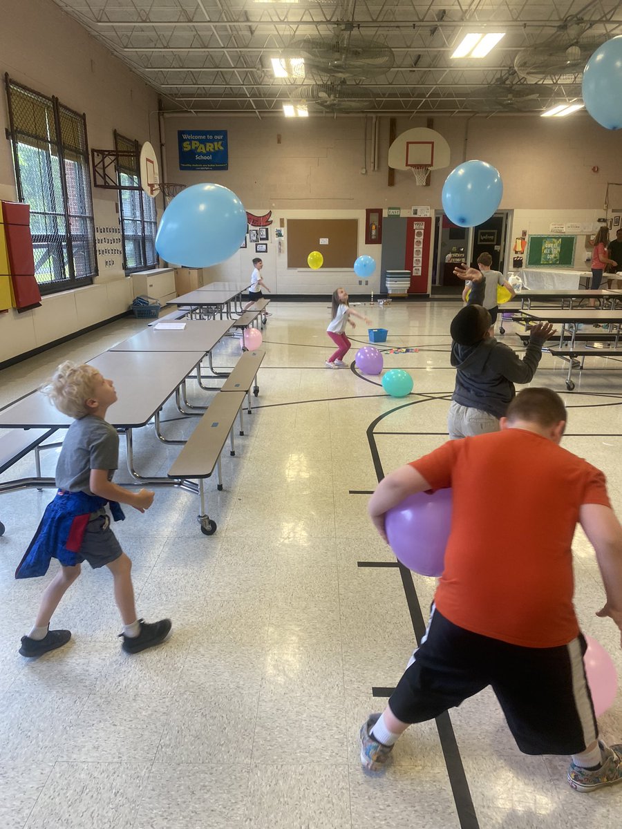 MrsValeri5's tweet photo. Thank you Mrs. Sturm ❤️ @JackiSturm  the kids had a blast this morning!!! https://t.co/I786LExctq
