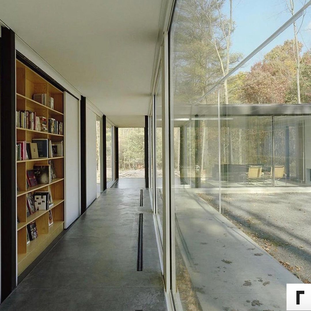 roomhints's tweet photo. #hint Hallway bookshelf https://t.co/5WezfctsiK https://t.co/Y4tFRpJ4zn