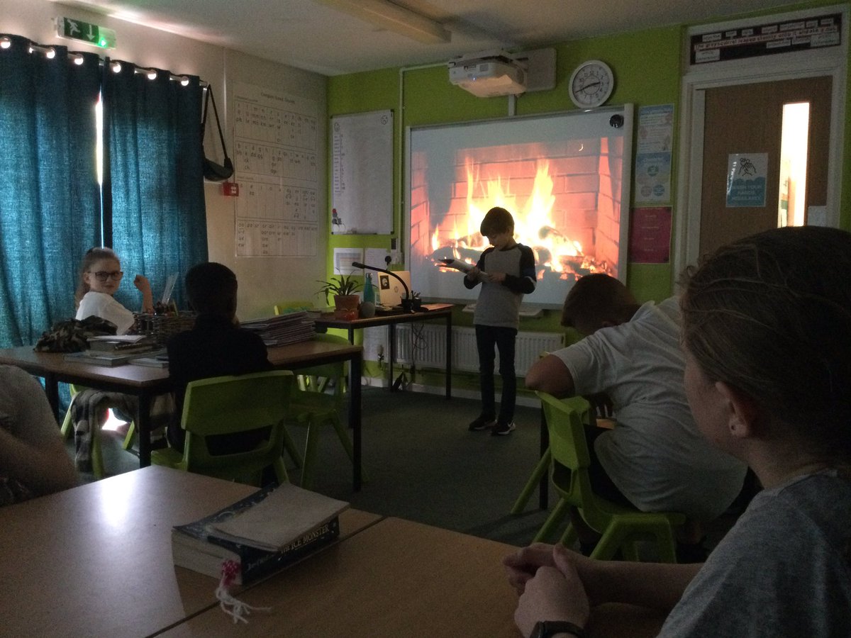 Supreme Green tweet media