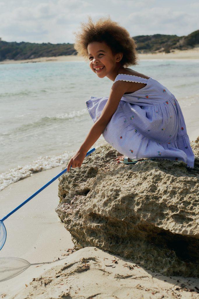 Drapers's tweet photo. @JohnLewisRetail has made its first foray into clothing rental, with the launch of a capsule collection of baby and childrenswear available to rent from kidswear rental platform, @thelittleloop. https://t.co/hVOnGYRGPh
#JohnLewis #TheLittleLoop #rentalplatform #kidswear #news https://t.co/HYlogc9wkb