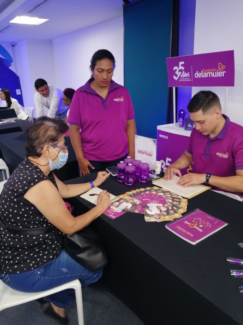 CDEProspera's tweet photo. #Hoy estamos en nuestro evento de entidades de financiamiento, un espacio en el cual podrás conocer la oferta de diferentes entidades de financiamiento y las herramientas digitales que pueden apoyar el crecimiento 🤩🚀de tu empresa #entidadesdefinanciamiento https://t.co/BDOUaDqKjj