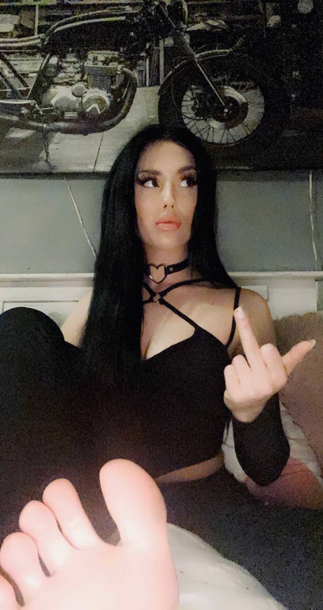 Heute um 20 Uhr wird es als 800 Abo Special, mein ersten Space geben 😈🔥🥵
Ich werde da einige von euch Losern persönlich ficken 😉.
Seit gespannt Zahlfotzen 💅!

Findom Femdom
