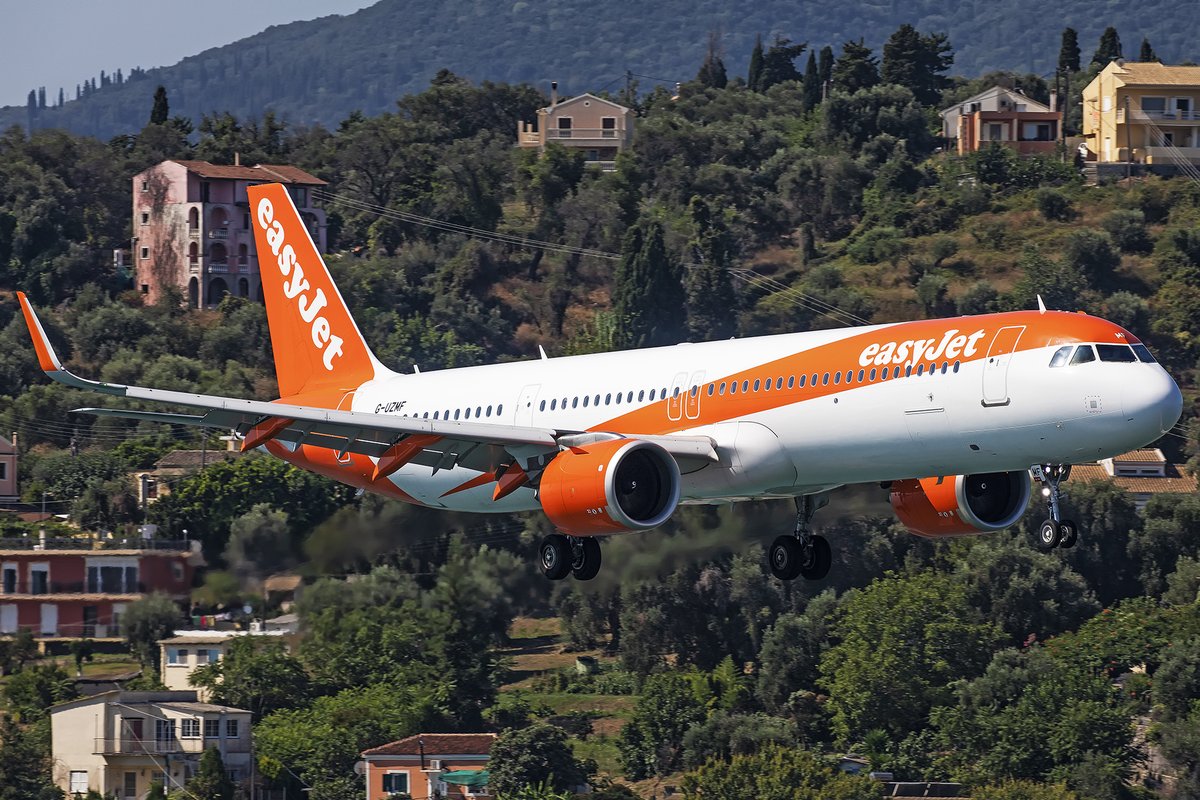 AvSourceNews's tweet photo. #BREAKING #DEVELOPING | In the last few hours, easyJet's flights have been affected by an IT failure, stranding thousands of passengers on the ground.
Read more at AviationSource!
https://t.co/qK4KQmJeTR
#easyJet #ITFailure #AvGeek https://t.co/ouLXU3V8eA