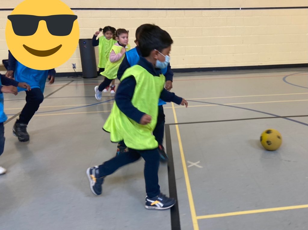 It's fun to watch #stbarbkinders play a soccer game without getting hurt😊 <a href="/stbarbara_tcdsb/">St. Barbara TCDSB</a> <a href="/Ms_NSarra/">Ms. Sarra-Di Rienzo</a> <a href="/ms_e_reiser/">Elizabeth Reiser</a>