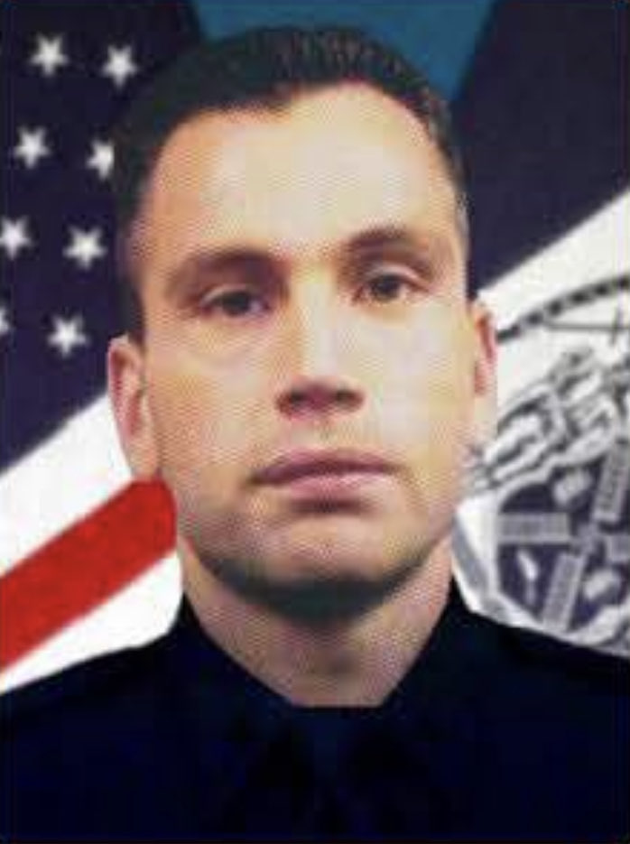 NYPDchaplains's tweet photo. We will #neverforget @NYPD67Pct Police Officer Anthony F. Mosomillo who was shot and killed in the line of duty in 1998. May he rest in eternal peace. https://t.co/m5wdjX3xbo