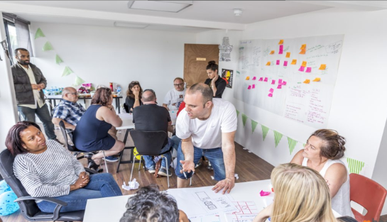 Yesterday we launched our live learning network which is going to transform the way that #longtermconditions are treated by clinicians and managed by patients. <a href="/NIHRresearch/">National Institute for Health and Care Research</a> <a href="/jabraham5/">Jonathan Abraham</a> <a href="/anuj/">Anuj Khurana</a>  

Want to join? 💬 Register your interest through the link👇healum.com/research