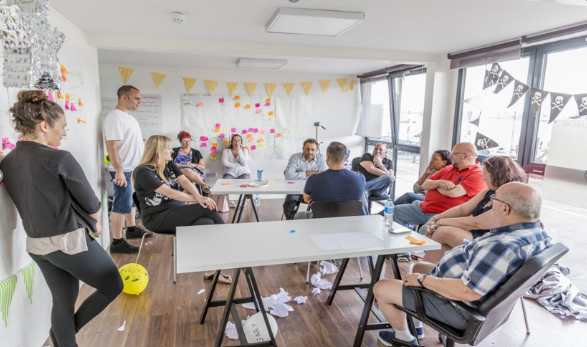 Are you a healthcare professional looking to contribute to the future of #personalisedcare for long term health conditions such as #type2diabetes or #heartconditions ‍⚕️💪 
 
Be part of our new live learning network 🔎 
 
Find out more healum.com/research