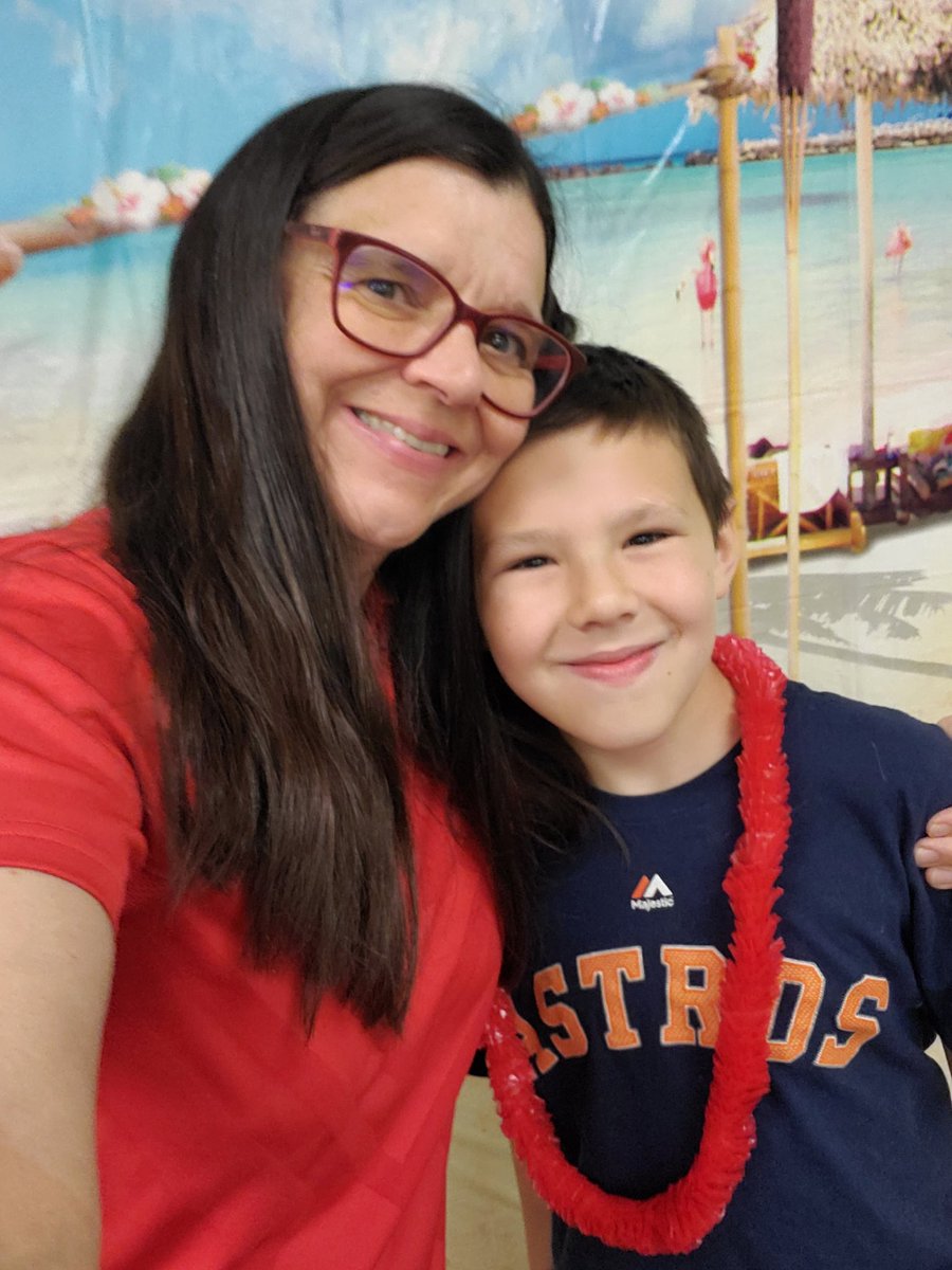 GruvyGurl's tweet photo. Last day of school with my big grandson, Ty! #SchoolsOut!!! #Family #GruvyTime #Grandkids #SummerFun #HappyPlace https://t.co/HtJ4rUsa9w