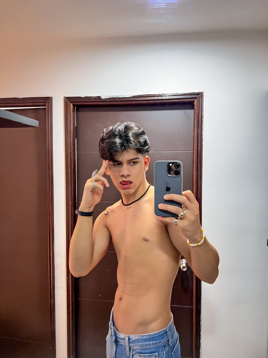 Lisandroanezz's tweet photo. Rt? 👌🏻🥰 https://t.co/59Y5IjM2fy
