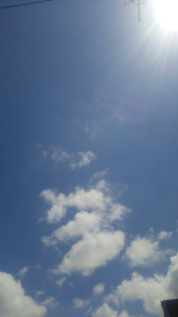 こんばんは！😆広い野音でみ～んなで手を叩いて楽しかったぁ～😆
🎶ハンドル切る 僕のとなり ｢もしかして｣と尋ねる君
🎶懐かしい love song 流れるハイウェイ 心はもう 出逢えた海
Glory love / 杉山清貴さん
#日比谷野音
#杉山清貴 さん