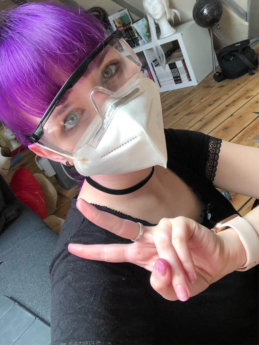 KasumiCos's tweet photo. Sanding-time 🤓 Always wear a mask 😷 ! 

#SafetyFirst #dremel #cosplayprogress #wip https://t.co/FMmGkvHluo
