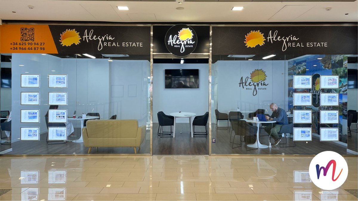 Centro Comercial La Marina tweet media