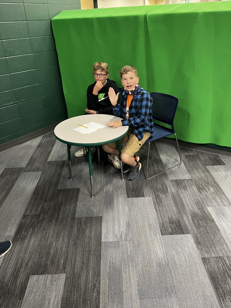 MrSpicerTweets's tweet photo. Today we are film makers! Creating our fantasy book trailers in book clubs. Can’t wait for the viewing party next week! #HeritageLearn #CreativeInnovator #YoungActors #SASCompass https://t.co/UDlH79kCKB