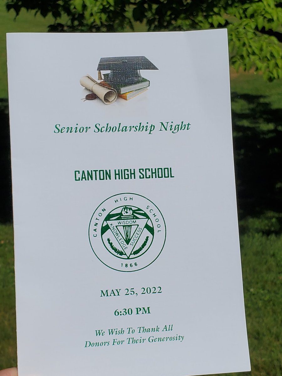 CantonAlliance's tweet photo. What a night! Thank you to all of our applicants and @CHS_Guidance for making it all happen. Congratulations to all recipients 🎓 https://t.co/1pkkPxPS7Z