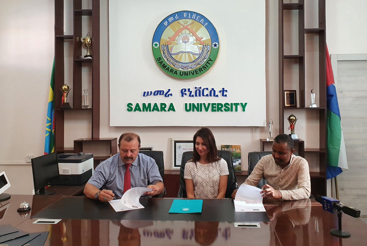 TC_AddisAbabaBE's tweet photo. Today Amb. Yaprak Alp visited Afar &amp; discussed ways to deepen cooperation between 🇹🇷 &amp; Afar together with Pres. Awol Arba &amp; Mayor Abdu Musa. 

During the visit a Cooperation Agreement in the field of education was also signed between @ETmaarif &amp; @SamaraunivEthio. https://t.co/uYccy3PWX9