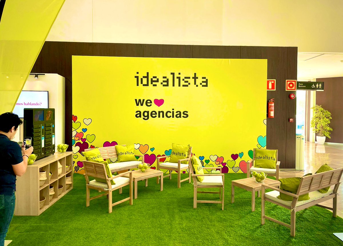a_palaccios's tweet photo. #idealista un año más patrocinando #inmocionate22 #Sevilla https://t.co/zUPCA283h4