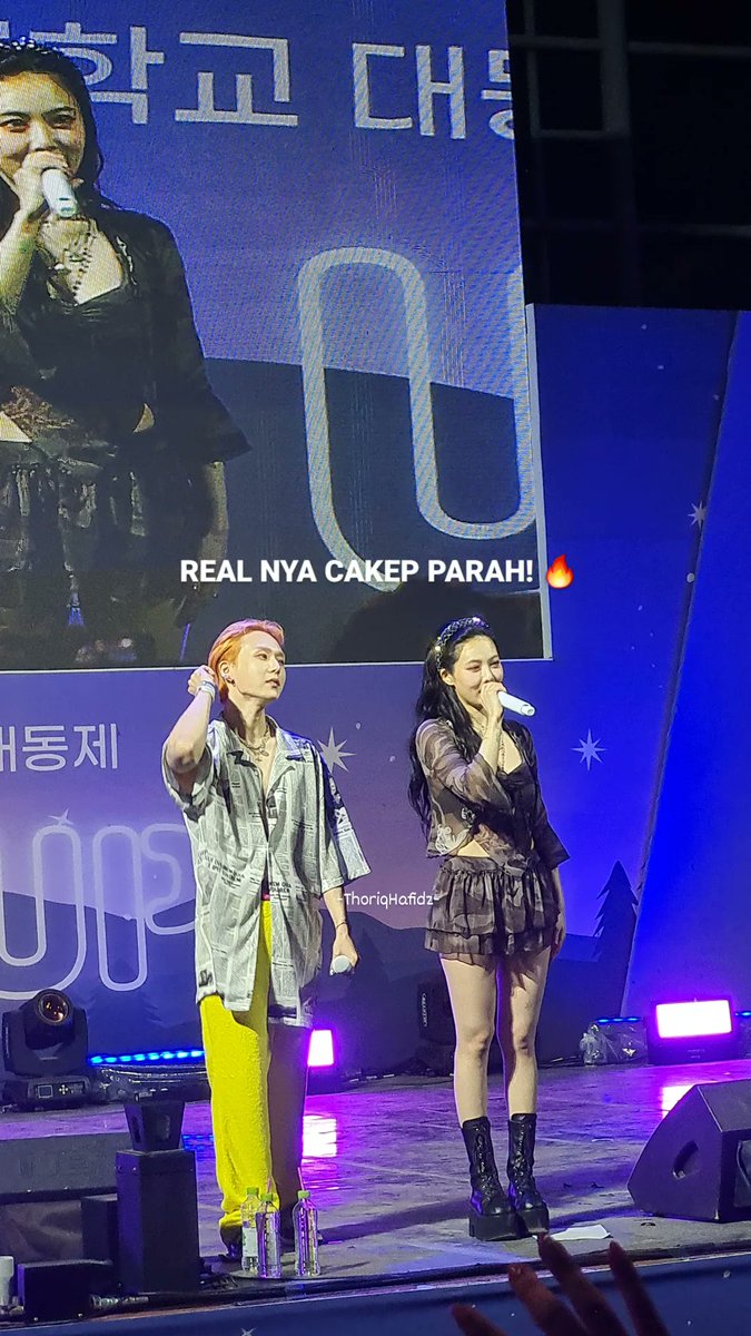 Thoriqhafidzzzz's tweet photo. Korean Wave Festival di Daegu catholic University!!!
Sebuah kesempatan berharga bisa ngeliat #Hyuna dan #Edwan secara langsung di kampus korea aku! #DaeguCatholicUniversity #대가대 #김효종 #김현아 #KimHyojong #KimHyunah https://t.co/mmuxnazcZT