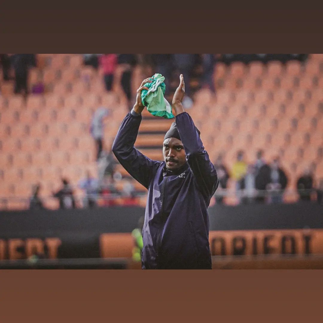 Tedd_971's tweet photo. Saison terminée 🔚👋

L'objectif est atteint pour le club @fclorient 🐟 mais également pour la formation.
Soutien à nos féminines qui jouent les barrages pour une potentielle accession en D2.

Merci aux supporters pour votre soutien. 🔥🟠⚫️

Prenez soin de vous 😁 https://t.co/ZBh5U1CdpE