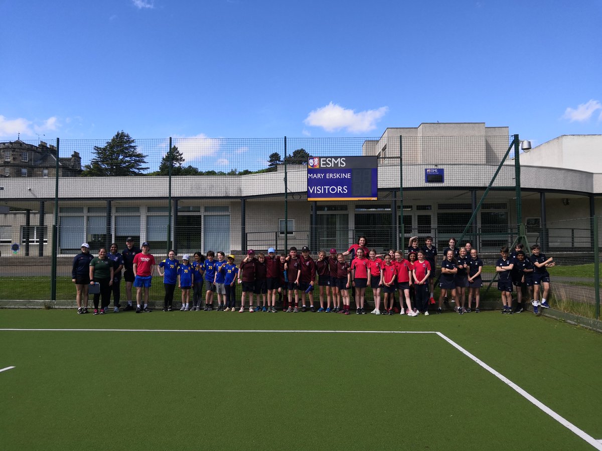 We had the privilege of hosting <a href="/CricketScotland/">Cricket Scotland</a>'s annual Schools Competition last week!🏴󠁧󠁢󠁳󠁣󠁴󠁿🏏

Primary school teams from across Edinburgh had a fantastic time competing in the sunshine with some terrific performances. 🤩👏

The future of Scottish cricket is in great hands. 🙌