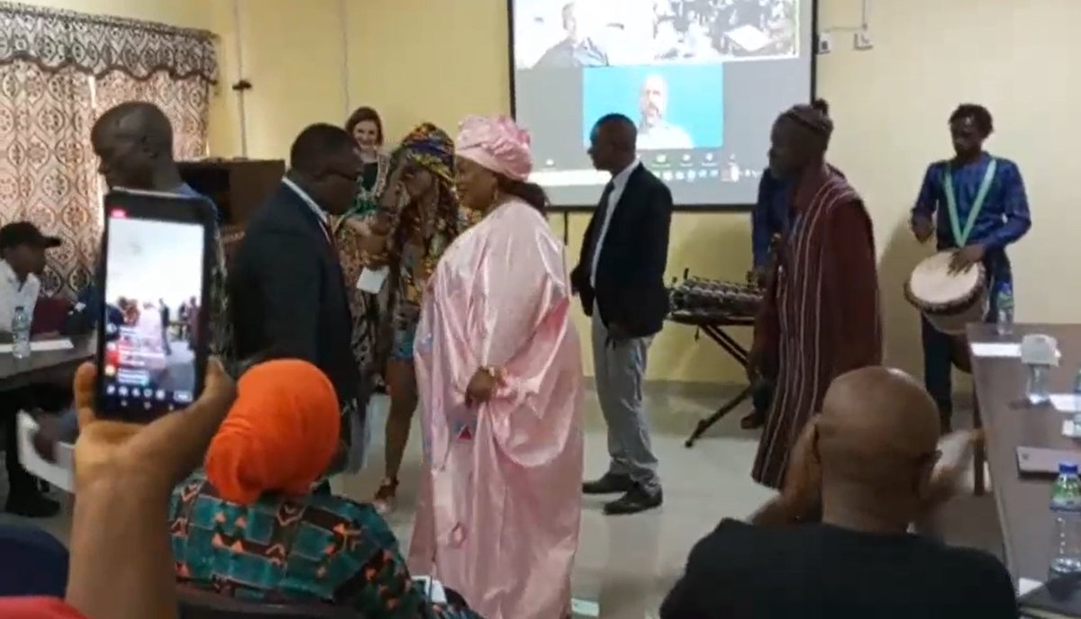 Avi Caplan tweet media