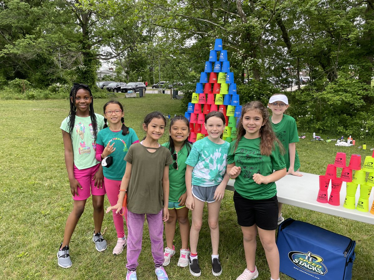 Honeygo Phys Ed (@honeygophysed) on Twitter photo 2nd & 3rd graders enjoying Honeygo Field Day! <a href="/HoneygoElem/">Honeygo Elementary</a> <a href="/MelissaBAdler/">Melissa Baylin Adler (she/her)</a> <a href="/BCPSPhysEd/">BCPS PE</a> #HoneygoOnTheRun <a href="/jkoller15/">Janeen Koller</a> <a href="/aemurk/">Ann Dorich Murk</a> <a href="/mrs_moorefield/">Alicia Moorefield</a> 2nd & 3rd graders enjoying Honeygo Field Day! <a href="/HoneygoElem/">Honeygo Elementary</a> <a href="/MelissaBAdler/">Melissa Baylin Adler (she/her)</a> <a href="/BCPSPhysEd/">BCPS PE</a> #HoneygoOnTheRun <a href="/jkoller15/">Janeen Koller</a> <a href="/aemurk/">Ann Dorich Murk</a> <a href="/mrs_moorefield/">Alicia Moorefield</a>