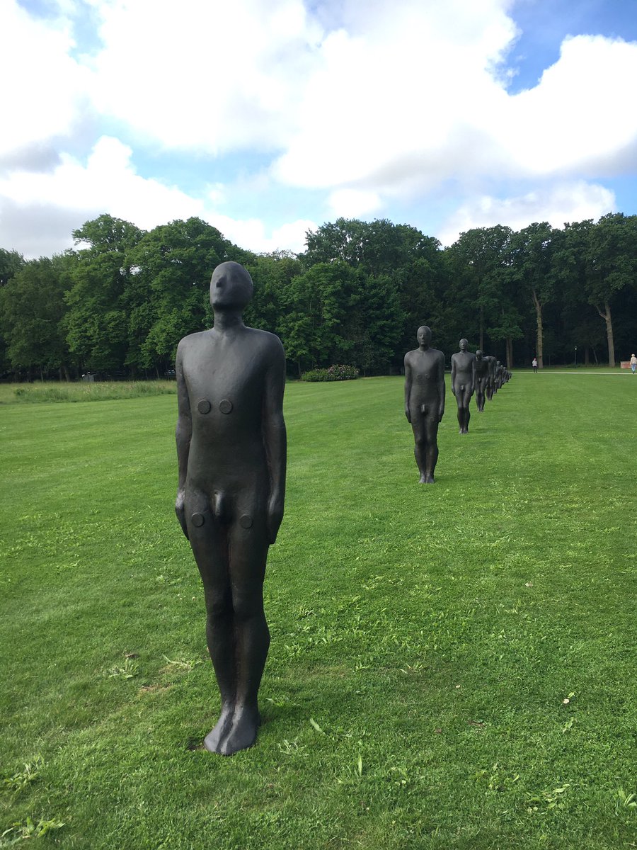Hillianthe's tweet photo. Antony Gormley @ Museum Voorlinden. Geweldige tentoonstelling. Ervaar zijn werken!! #mustsee @Voorlinden https://t.co/Yct24vecE0