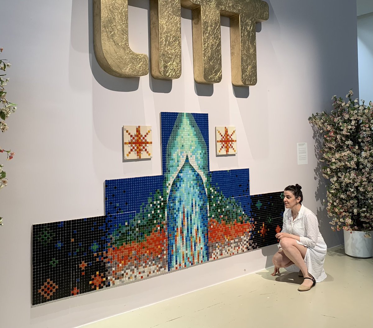 TheCypressTree's tweet photo. My mosaic installation will be on @TIFF_NET till end of May. Check it out before it goes 🙌🏼😊🌿✨#AsianArtAndCultureTrust #AACTasianhwritagemonth @akinprojects @NANToronto @blogTO #PublicArt #Toronto #Torontolife #MosaicMural #Mural #Mosaic #TorontoArtist #tiff https://t.co/pu87NqY1GB
