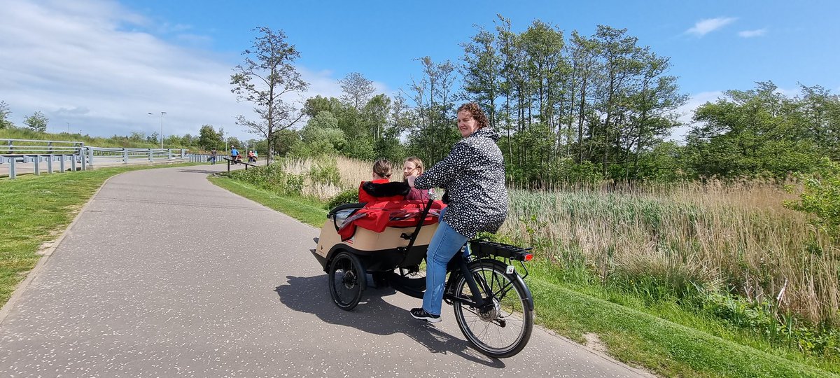 A brilliant afternoon with <a href="/CWAScotland/">CWA Scotland</a>. Intergenerational fun, as we got to see Falkirk volunteers in action, with a lovely ride around our local area. Our FHS pupils are now ready for their #ypi final on Monday, spreading awareness of this local charity. #weareFHS #Article15