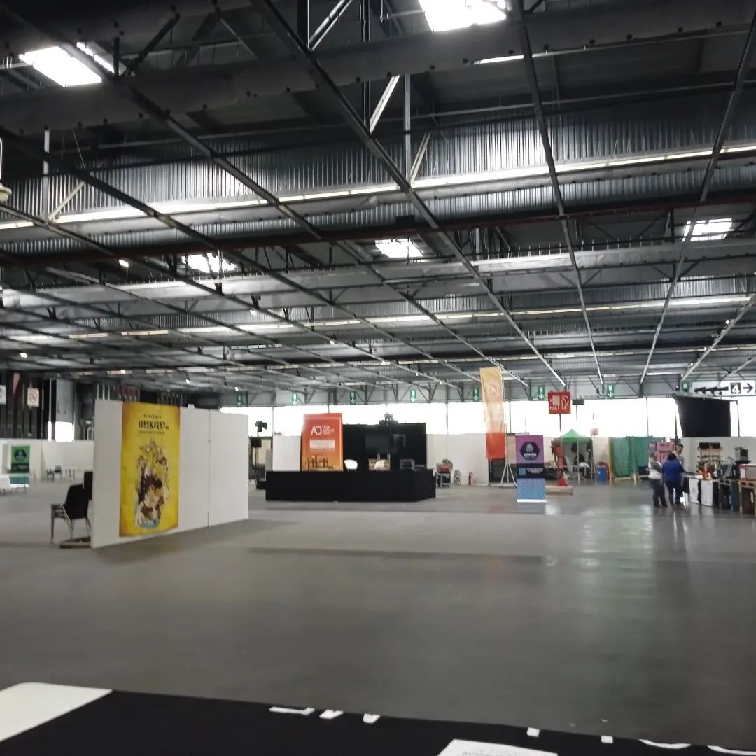 TrollMeTender's tweet photo. Du 26 au 29 venez nous retrouver au Bordeaux Geek festival ! Nos maîtres de jeu seront dressés et nourris pour vous faire jouer leurs meilleurs scénarios d'initiation. On vous attend nombreux !
#jdr #convention #bgf #bordeaugeekfestival #jeuderole #animationbordeaux #culturegeek https://t.co/7Gsfq2xu9Y