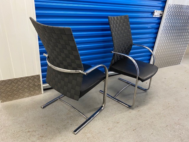 ProperOffChairs tweet picture